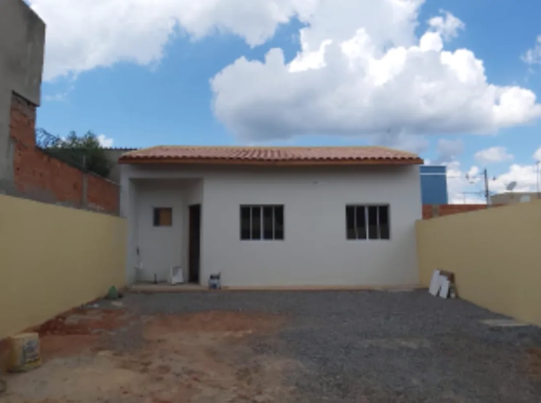 Casa com telhado cerâmico entregue pela S2B